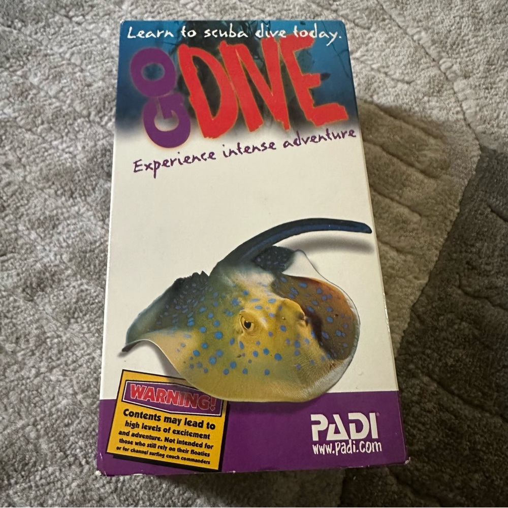 Go Dive 2 VHS Tape Set Learn to Scuba Dive PADI's Home Study